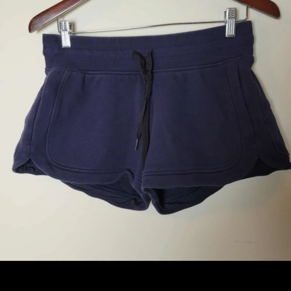 Lululemon hit reset Short - Picture 2 of 2